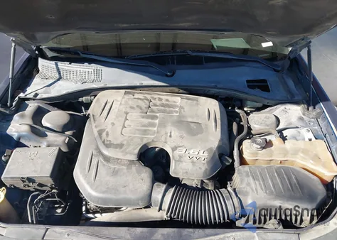 2014 Chrysler 300 z USA, uszkodzony, nr VIN 2C3CCAAG3EH382652